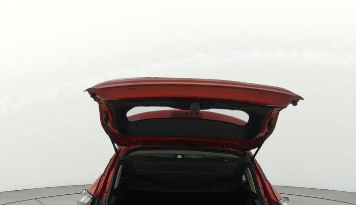 2020 Tata Harrier XZA 2.0L, Diesel, Automatic, 52,353 km, Boot Door Open