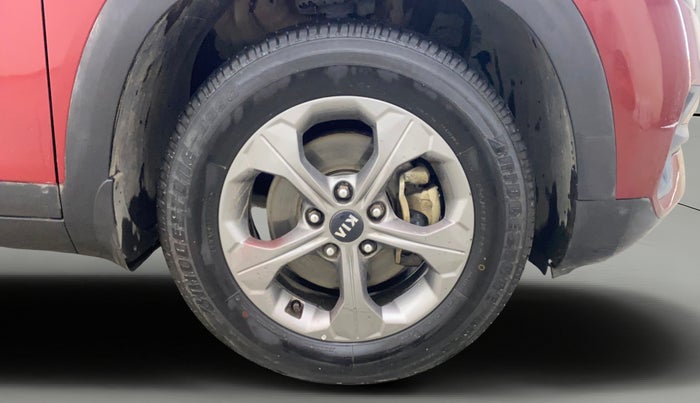 2019 KIA SELTOS HTK PLUS AT 1.5 DIESEL, Diesel, Automatic, 87,807 km, Right Front Wheel