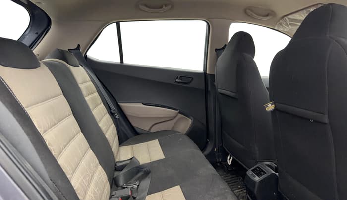 2018 Hyundai Grand i10 MAGNA AT 1.2 KAPPA VTVT, Petrol, Automatic, 47,228 km, Right Side Rear Door Cabin