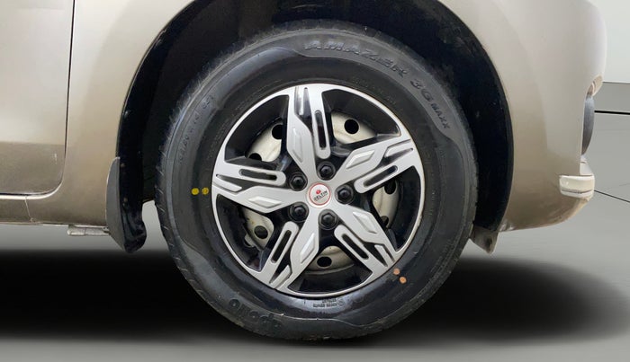 2019 Maruti Dzire LXI, Petrol, Manual, 52,179 km, Right Front Wheel