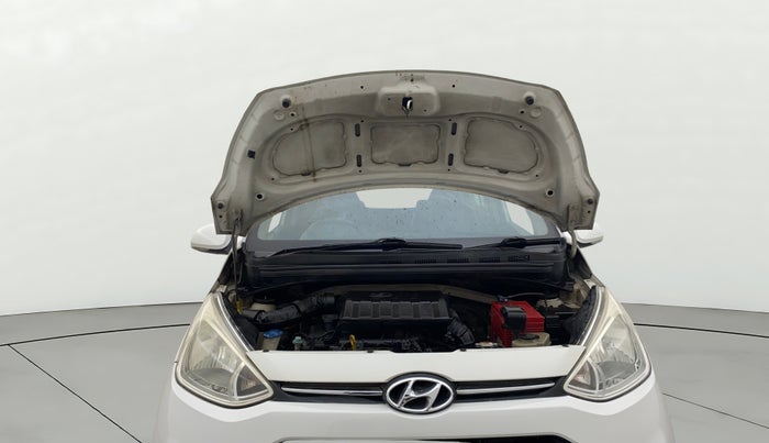 2016 Hyundai Grand i10 ASTA (O) 1.2 KAPPA VTVT, Petrol, Manual, 1,34,357 km, Open Bonet