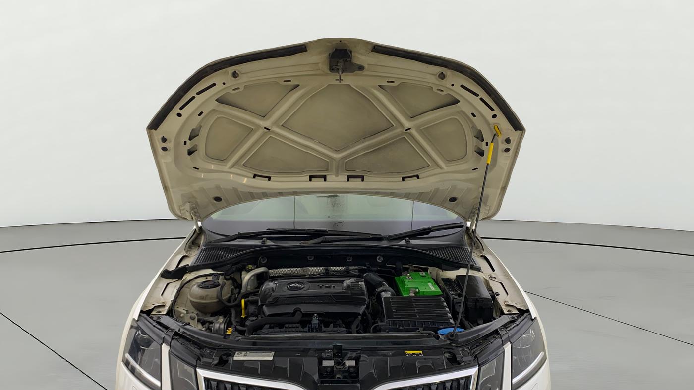 2018 Skoda Octavia L&K 1.8 TSI AT, Petrol, Automatic, 54,948 km, Open Bonet