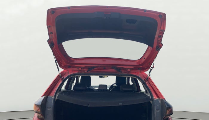 2021 Tata ALTROZ XZ DIESEL, Diesel, Manual, 66,939 km, Boot Door Open