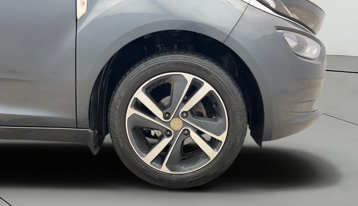 2021 Tata ALTROZ XZ PETROL, Petrol, Manual, 37,444 km, Right Front Wheel