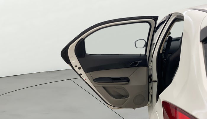 2017 Tata Tiago XT PETROL, Petrol, Manual, 61,022 km, LHS Rear Door