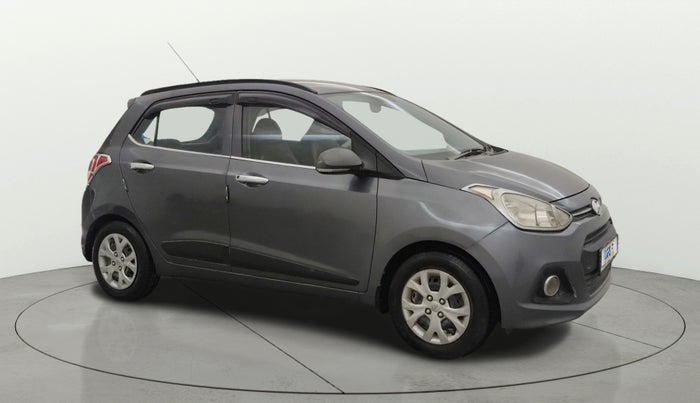 2016 Hyundai Grand i10 SPORTZ 1.2 KAPPA VTVT, CNG, Manual, 1,07,079 km, Right Front Diagonal