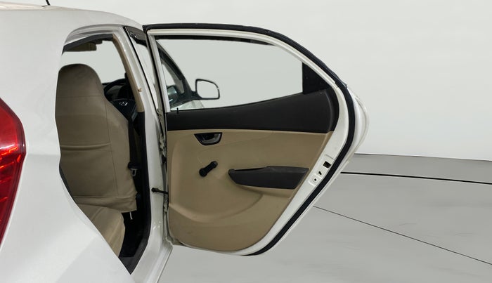 2016 Hyundai Eon SPORTZ, Petrol, Manual, 55,157 km, RHS Rear Door