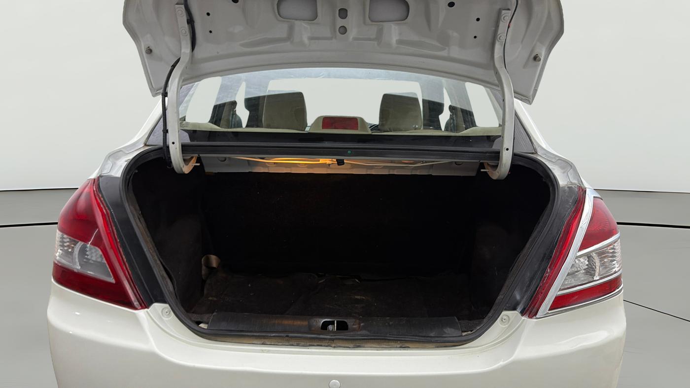 2017 Maruti Swift Dzire LXI, Petrol, Manual, 91,051 km, Boot Open Zoomed View
