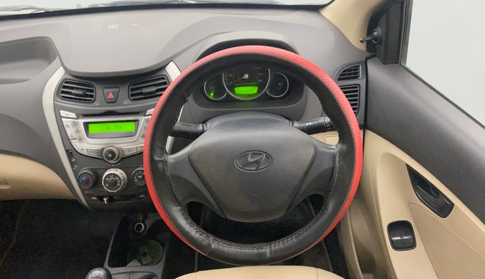 2013 Hyundai Eon MAGNA +, Petrol, Manual, 1,20,028 km, Steering Wheel Close Up