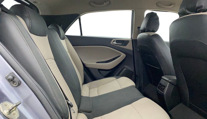 2017 Hyundai Elite i20 ASTA 1.2, Petrol, Manual, 72,561 km, Right Side Rear Door Cabin