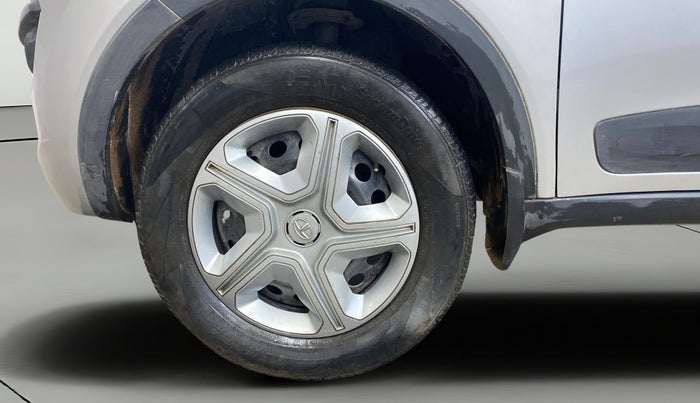 2018 Tata NEXON XMA PETROL, Petrol, Automatic, 39,067 km, Left Front Wheel