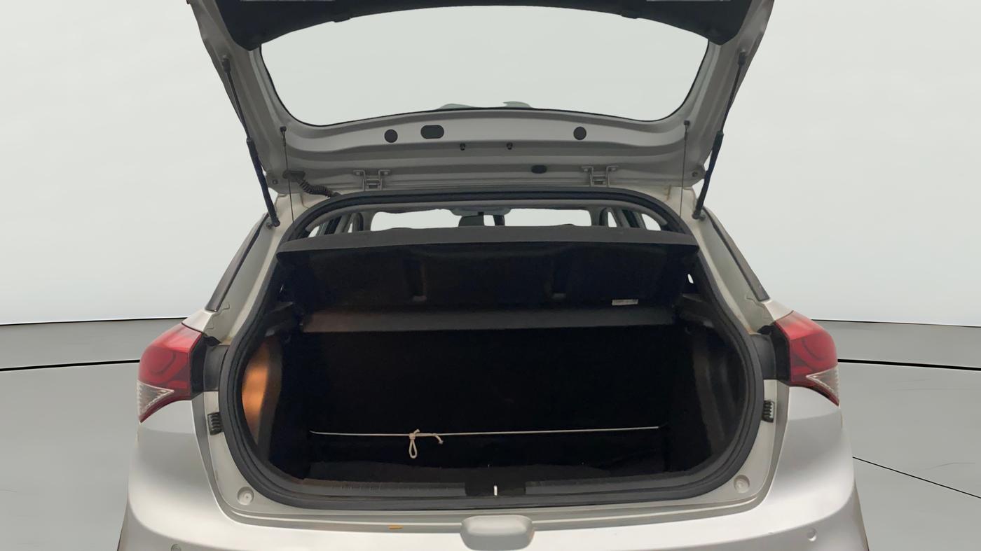 2017 Hyundai i20 Active 1.2 S, Petrol, Manual, 54,127 km, Boot Open Zoomed View