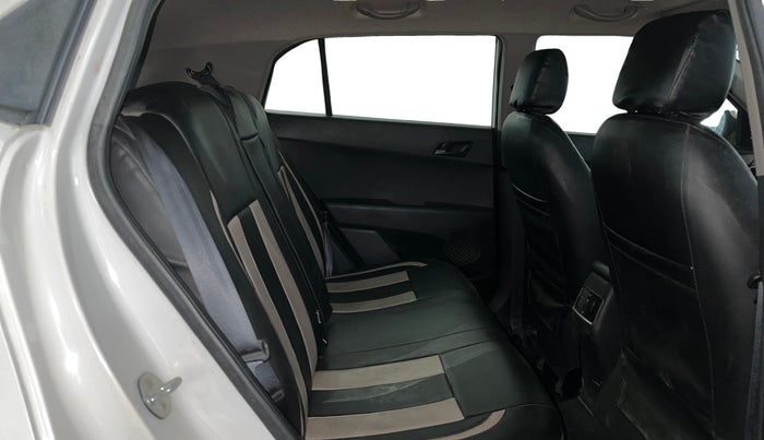 2016 Hyundai Creta E PLUS 1.6 PETROL, Petrol, Manual, 44,972 km, Right Side Rear Door Cabin