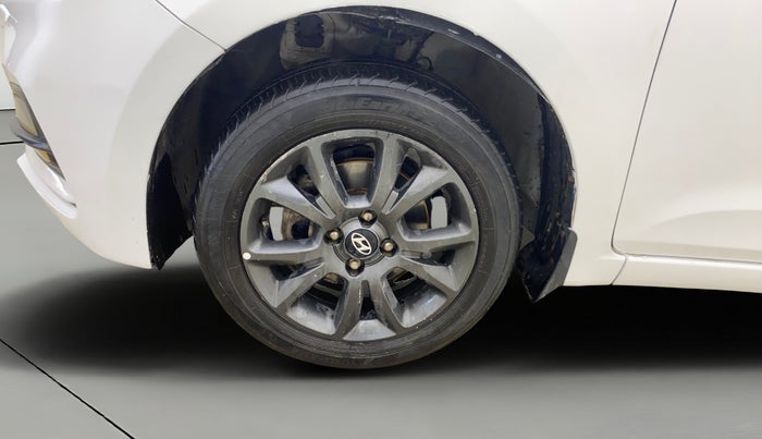 2019 Hyundai Elite i20 SPORTZ PLUS  1.2 CVT, Petrol, Automatic, 1,36,954 km, Left Front Wheel