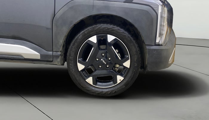 2025 KIA SYROS HTX Plus (O) 1.5 Diesel 6AT, Diesel, Automatic, 10,310 km, Right Front Wheel