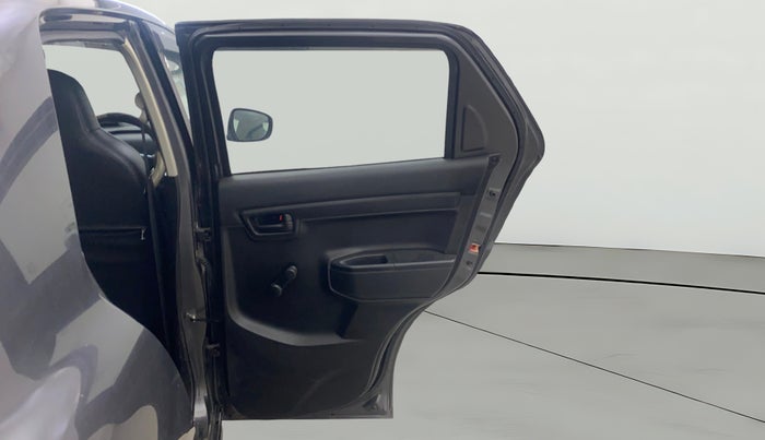 2022 Maruti S PRESSO VXI+, Petrol, Manual, 17,298 km, RHS Rear Door