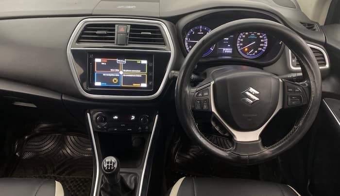 2018 Maruti S Cross ZETA 1.3, Diesel, Manual, 87,219 km, Steering Wheel Close Up