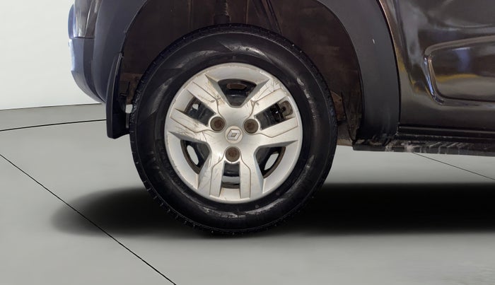 2018 Renault Kwid RXL, Petrol, Manual, 34,538 km, Right Rear Wheel