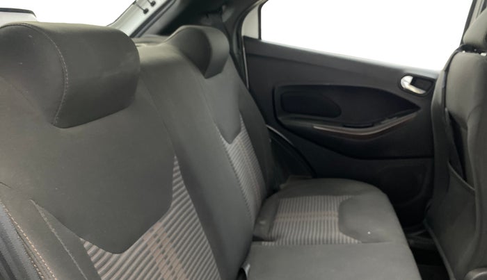 2018 Ford FREESTYLE TITANIUM PLUS 1.5 DIESEL, Diesel, Manual, 50,954 km, Right Side Rear Door Cabin