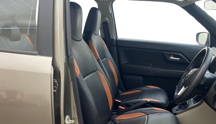 2021 Maruti New Wagon-R VXI 1.2, Petrol, Manual, 42,843 km, Right Side Front Door Cabin