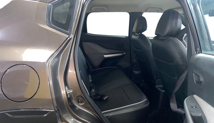 2022 Nissan MAGNITE XE, Petrol, Manual, 82,451 km, Right Side Rear Door Cabin