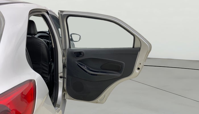 2017 Ford New Figo TITANIUM 1.2 PETROL MT, Petrol, Manual, 49,019 km, RHS Rear Door