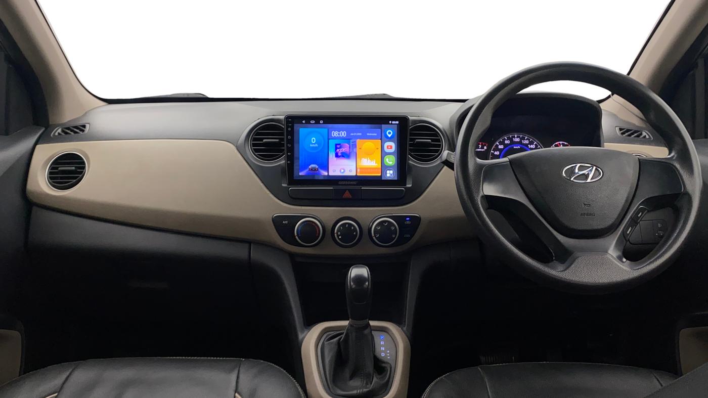 2016 Hyundai Grand i10 MAGNA AT 1.2 KAPPA VTVT, Petrol, Automatic, 1,44,747 km, Dashboard