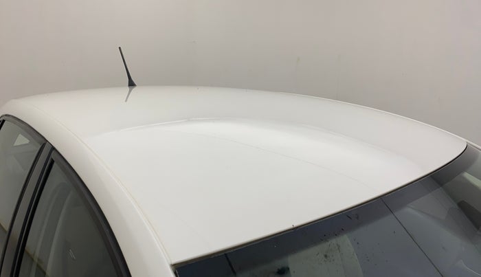 2017 Volkswagen Polo COMFORTLINE 1.2L, Petrol, Manual, 82,094 km, Roof