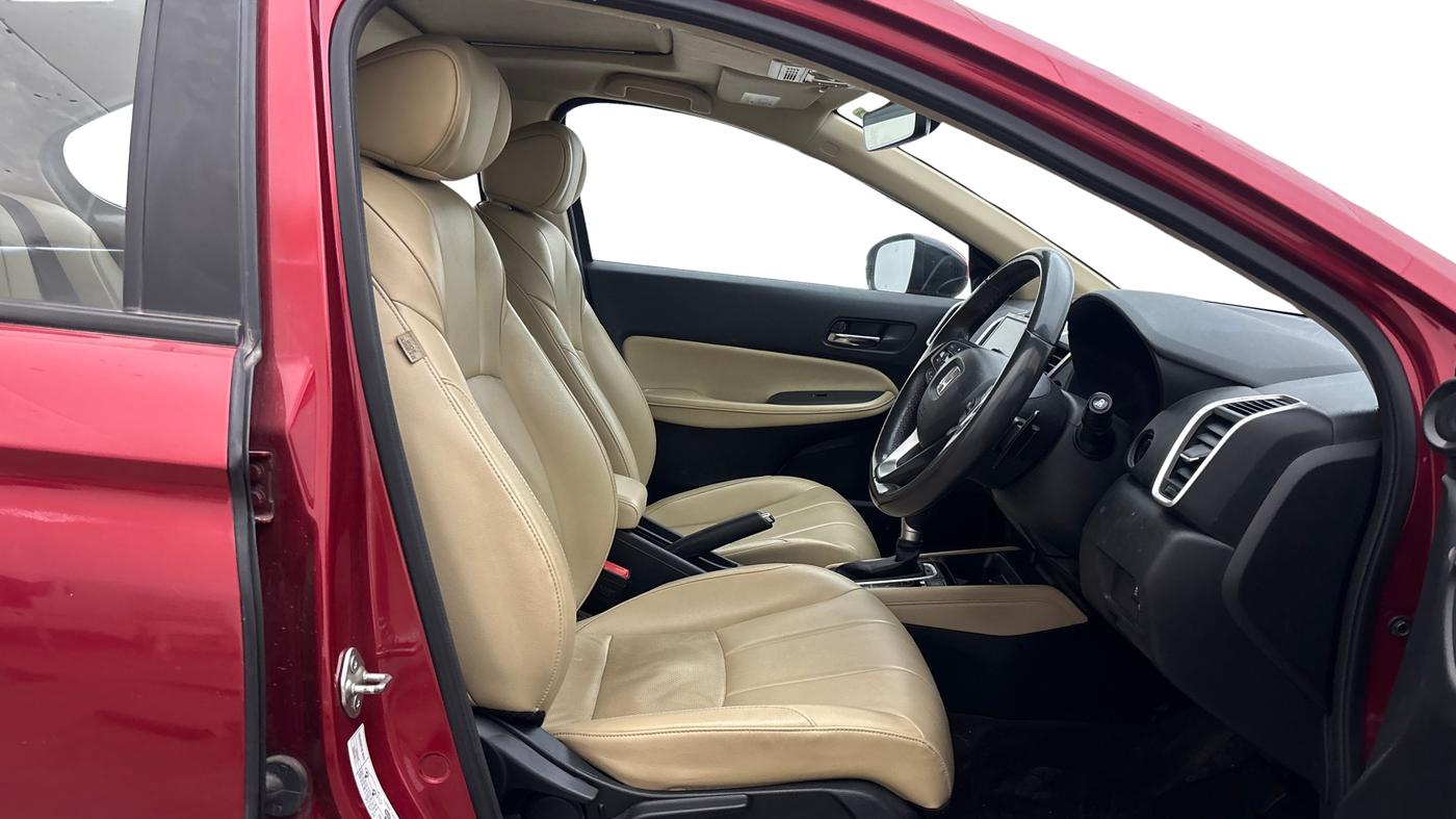 2023 Honda City 1.5L I-VTEC ZX CVT, Petrol, Automatic, 58,674 km, Right Side Front Door Cabin