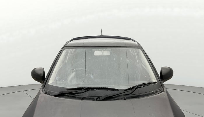 2016 Maruti Swift LXI (O), Petrol, Manual, 71,822 km, Front Windshield