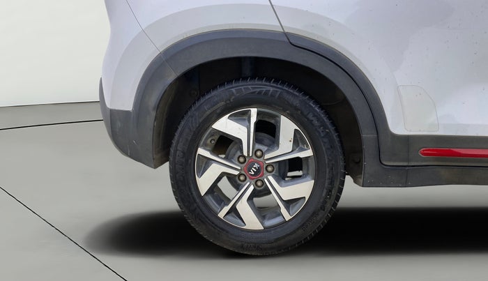 2020 KIA SONET GTX PLUS 1.5 AT, Diesel, Automatic, 50,745 km, Right Rear Wheel