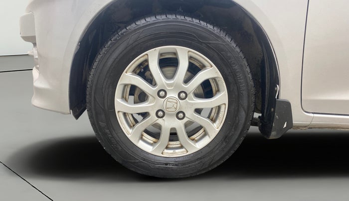 2014 Honda Amaze 1.2L I-VTEC VX, Petrol, Manual, 1,39,732 km, Left Front Wheel