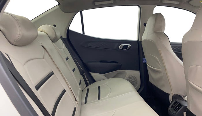 2020 Hyundai AURA SX PLUS 1.2 AMT, Petrol, Automatic, 55,980 km, Right Side Rear Door Cabin