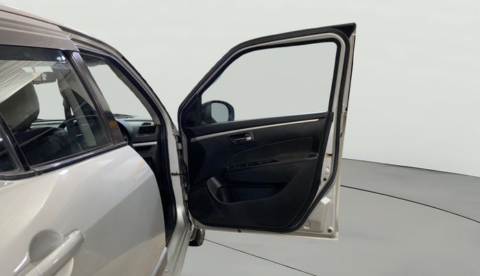 2013 Maruti Swift ZXI, Petrol, Manual, 20,431 km, RHS Front Door