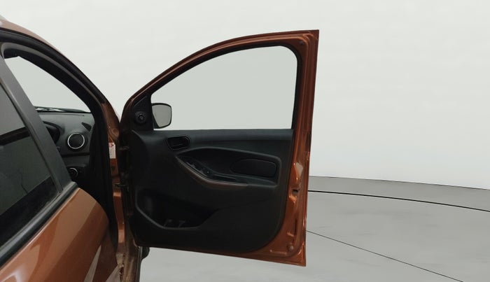 2021 Ford FREESTYLE TITANIUM 1.5 DIESEL, Diesel, Manual, 56,744 km, RHS Front Door