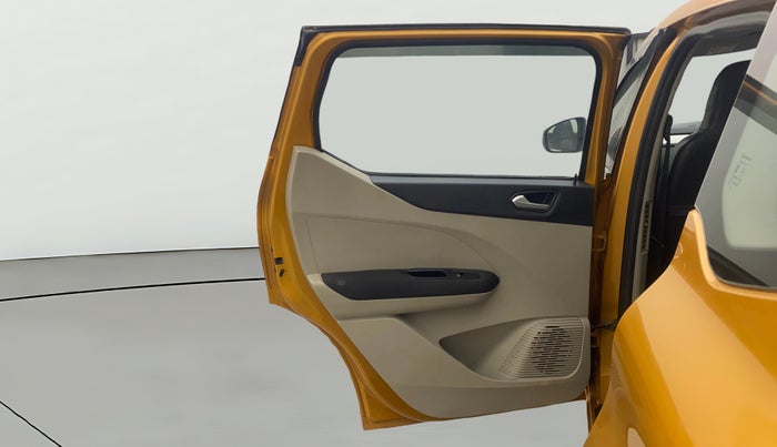 2019 Renault TRIBER RXZ, Petrol, Manual, 63,485 km, LHS Rear Door