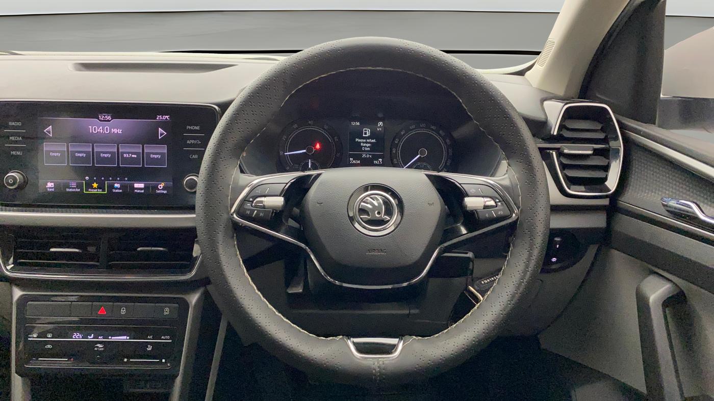 2023 Skoda KUSHAQ AMBITION 1.5 TSI MT, Petrol, Manual, 22,617 km, Steering Wheel Close Up