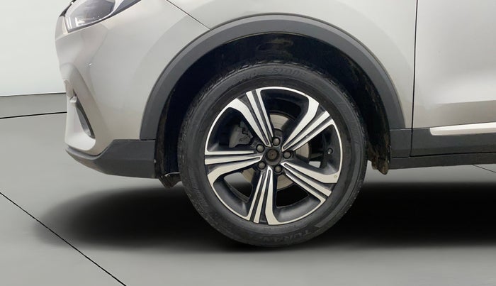 2022 MG ASTOR SAVVY 1.5 CVT, Petrol, Automatic, 90,017 km, Left Front Wheel