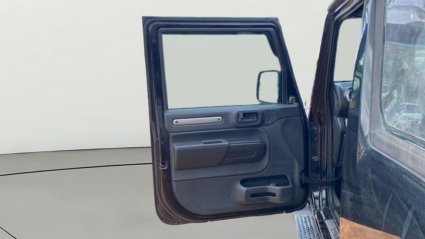 2020 Mahindra Thar LX  P 4WD AT CONVERTIBLE, Petrol, Automatic, 44,139 km, LHS Rear Door