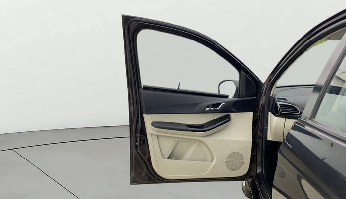 2022 Tata Tiago XZ PLUS CNG, CNG, Manual, 57,985 km, LHS Front Door