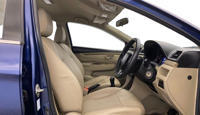 2019 Maruti Ciaz DELTA 1.5 SHVS MT PETROL, Petrol, Manual, 31,615 km, Right Side Front Door Cabin