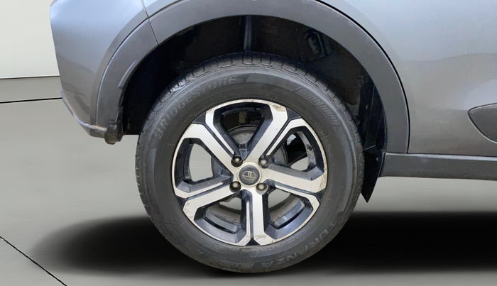 2023 Tata NEXON XZ PLUS PETROL SUNROOF, Petrol, Manual, 44,140 km, Right Rear Wheel