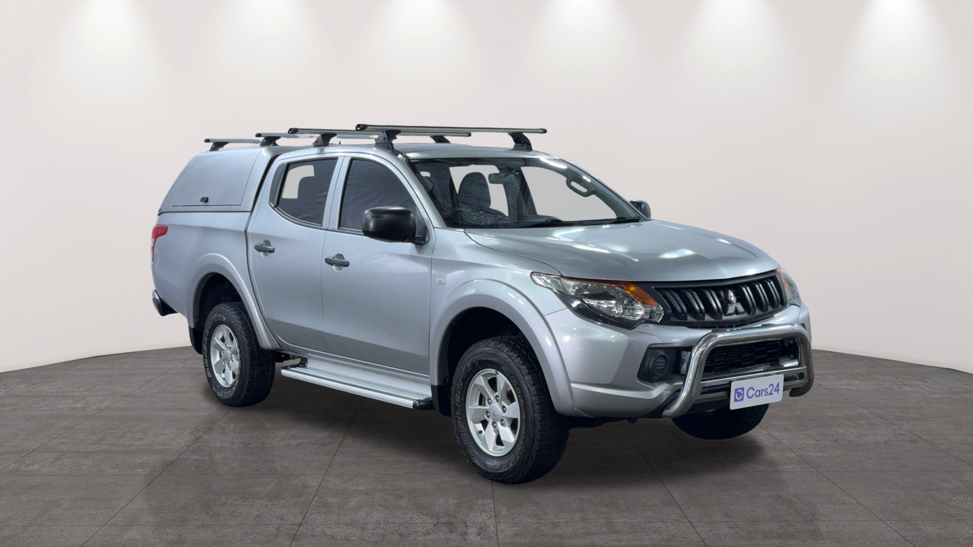 Mitsubishi Triton image