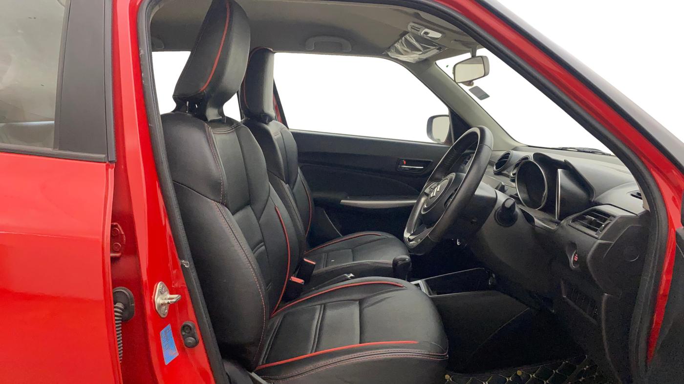 2020 Maruti Swift ZXI AMT, Petrol, Automatic, 44,694 km, Right Side Front Door Cabin