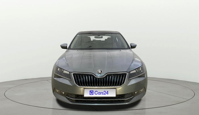 2017 Skoda Superb L&K 1.8 TSI AT, Petrol, Automatic, 42,342 km, Front