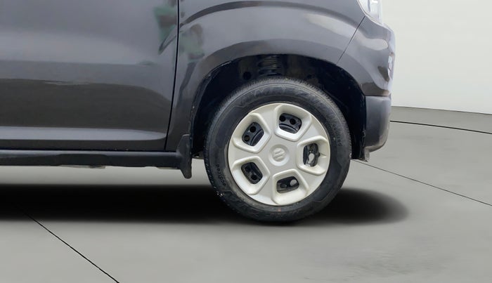 2019 Maruti S PRESSO VXI, Petrol, Manual, 36,560 km, Right Front Wheel