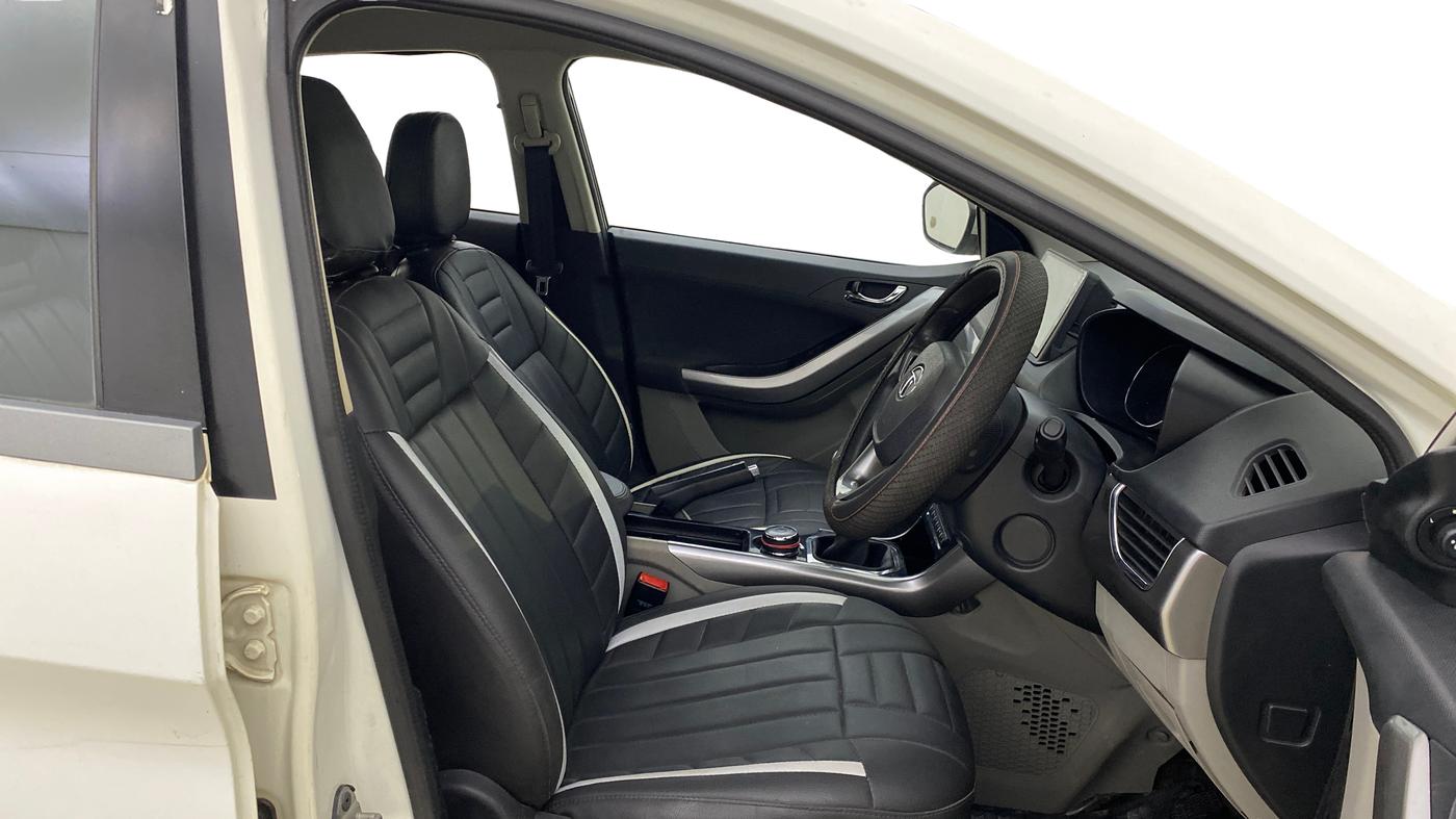 2017 Tata NEXON XZ PLUS PETROL, Petrol, Manual, 86,660 km, Right Side Front Door Cabin