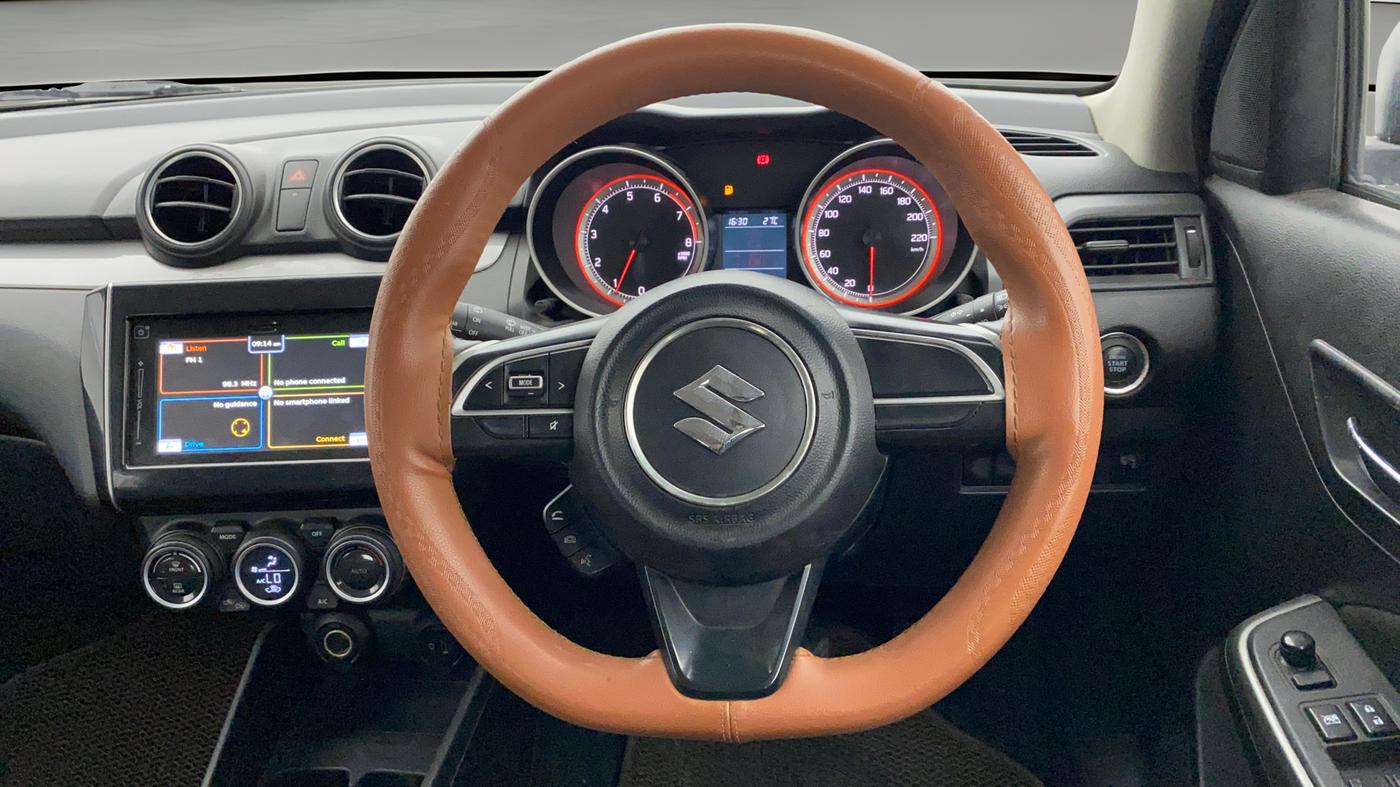 2018 Maruti Swift ZXI PLUS, Petrol, Manual, 1,12,825 km, Steering Wheel Close Up