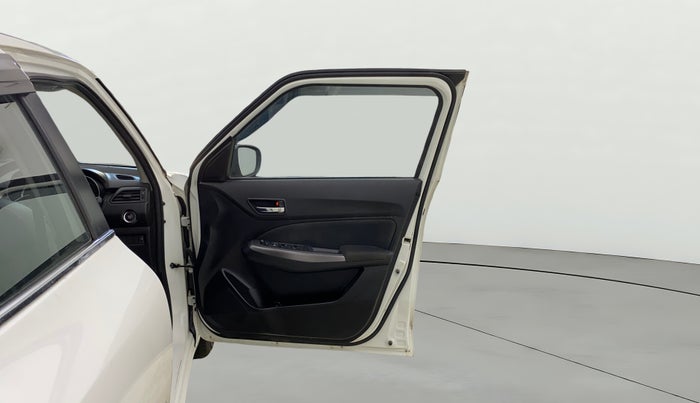 2022 Maruti Swift ZXI, Petrol, Manual, 32,966 km, RHS Front Door