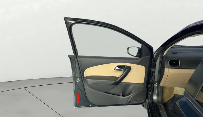 2017 Volkswagen Ameo HIGHLINE1.2L, Petrol, Manual, 72,188 km, LHS Front Door